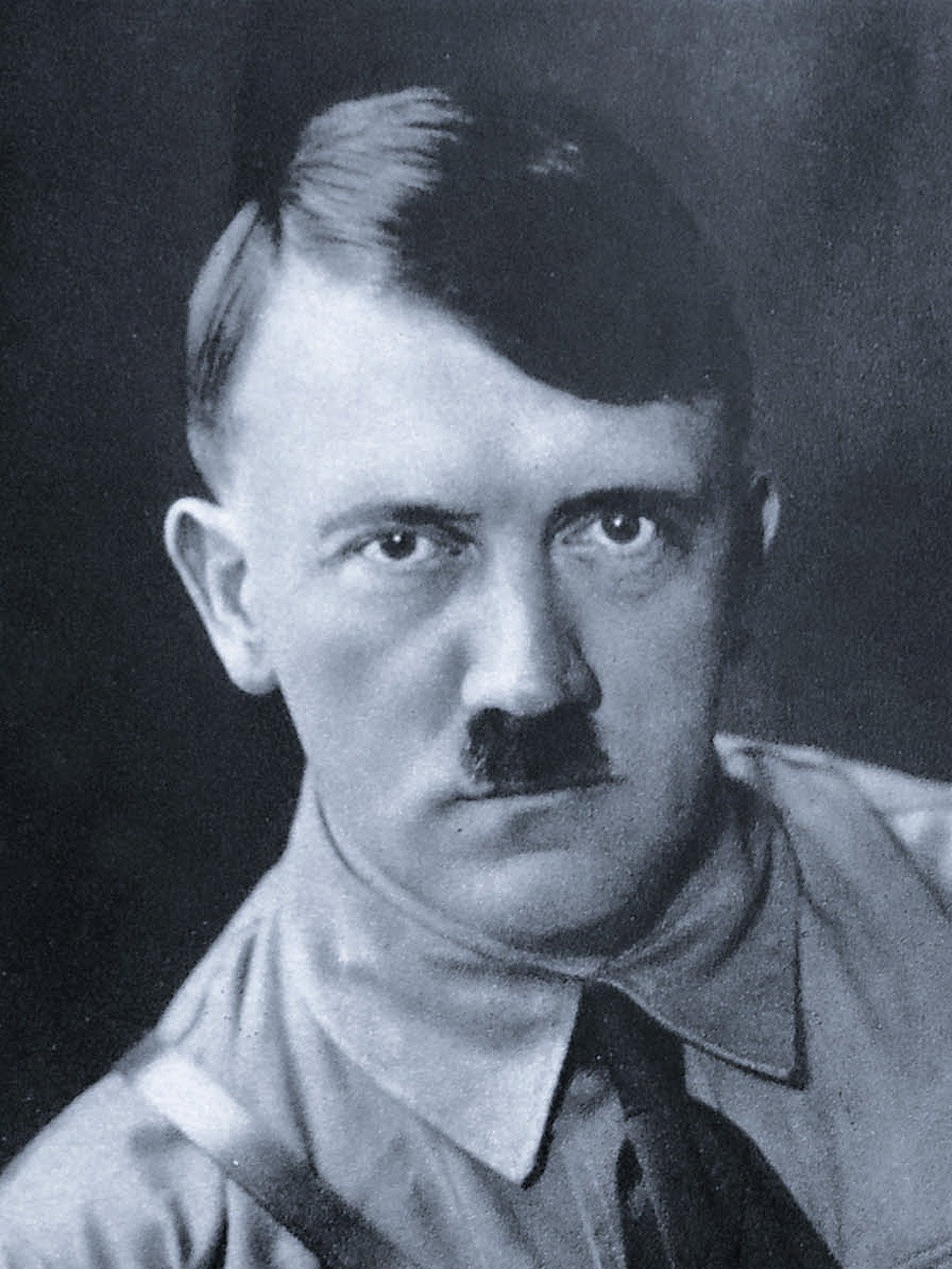 How tall is Adolf Hitler?